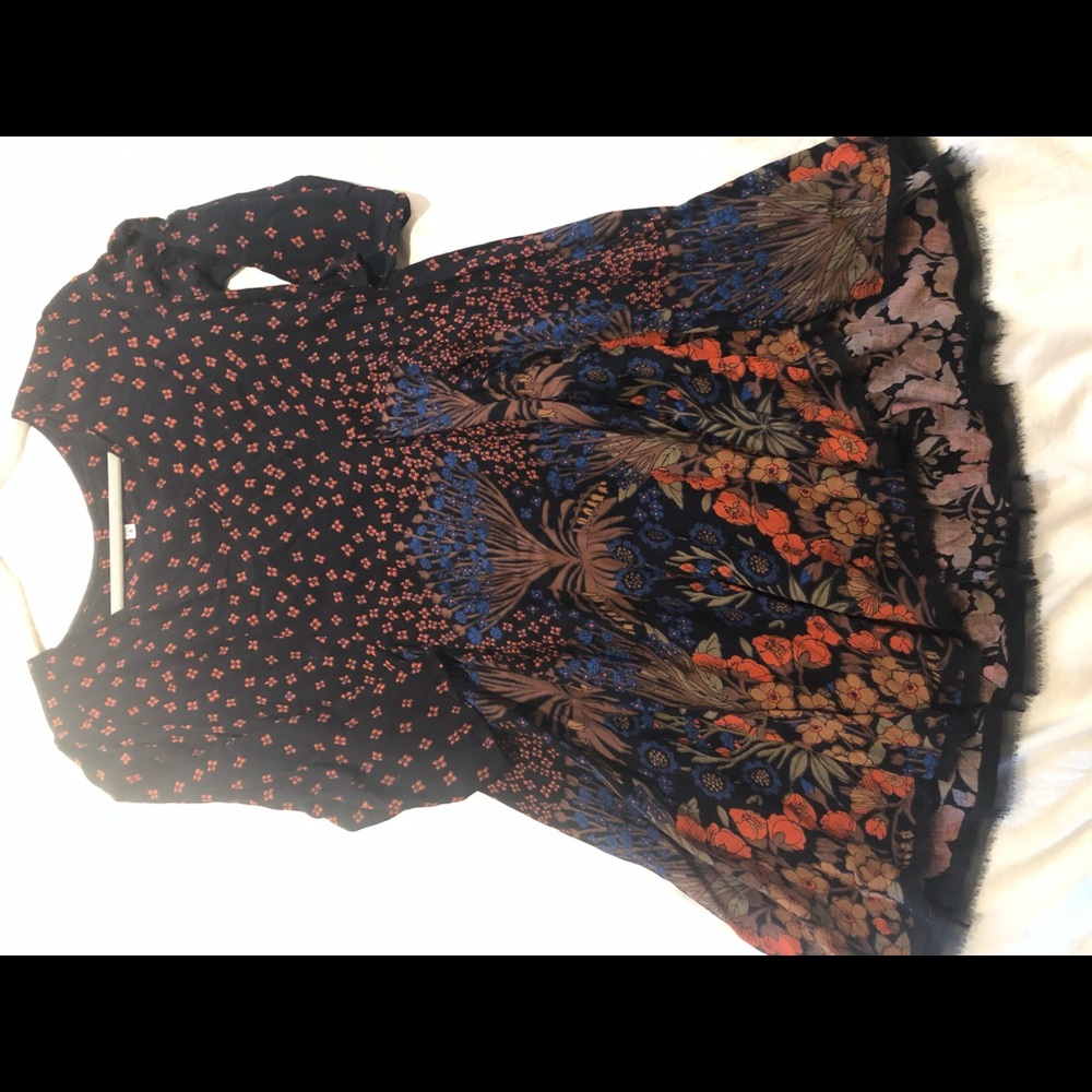 🤶Ecote Floral Dress